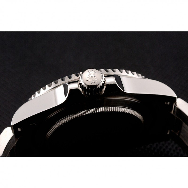 Rolex Submariner 41mm Green Dial 1454069 $399.00