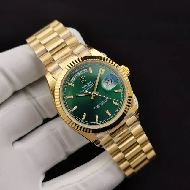 Rolex Day-Date II 36mm Green Dial 128238 $399.00