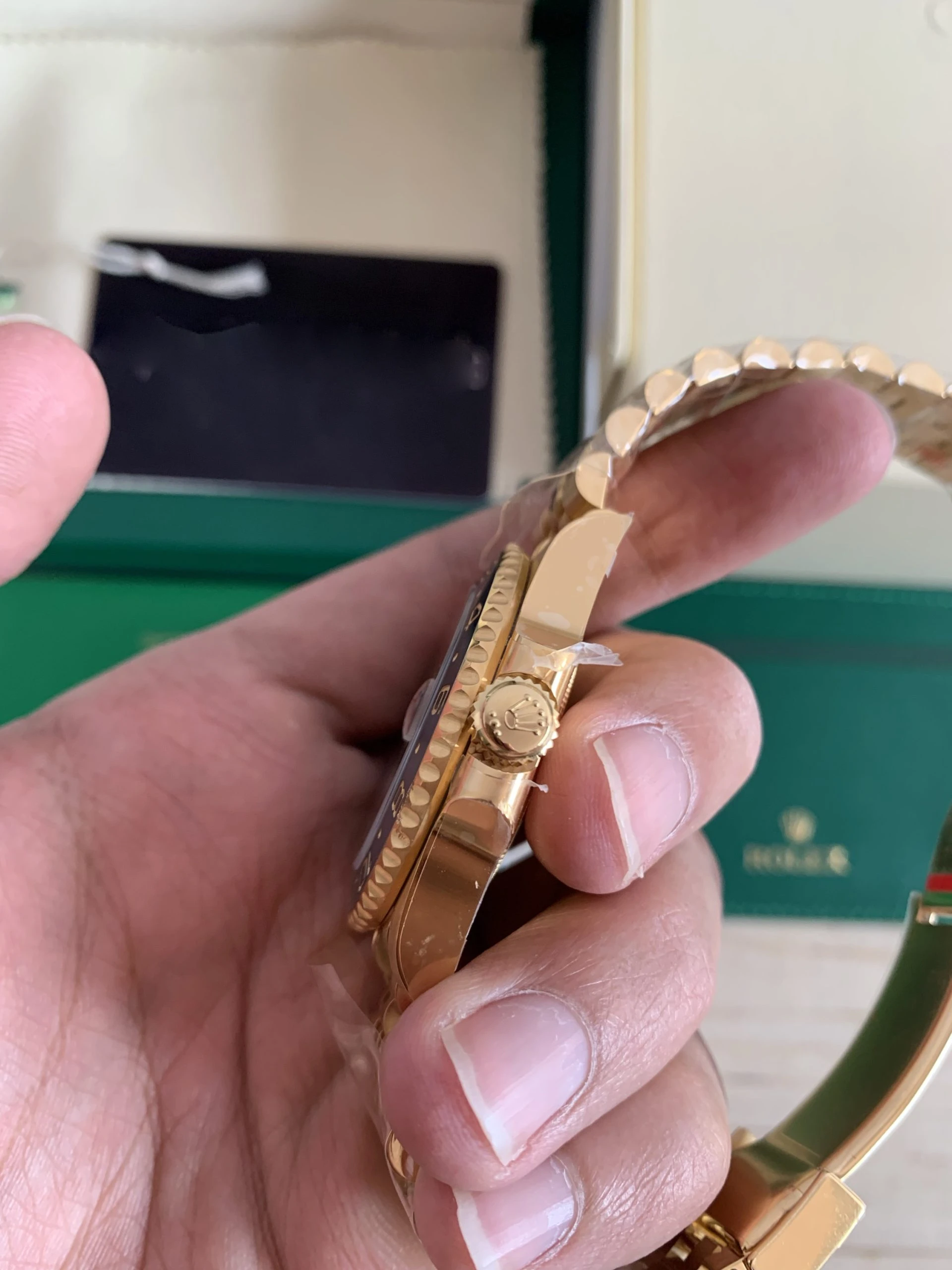 Superclone Rolex GMT-Master II 40 mm Black Dial 126718GRNR $899.00