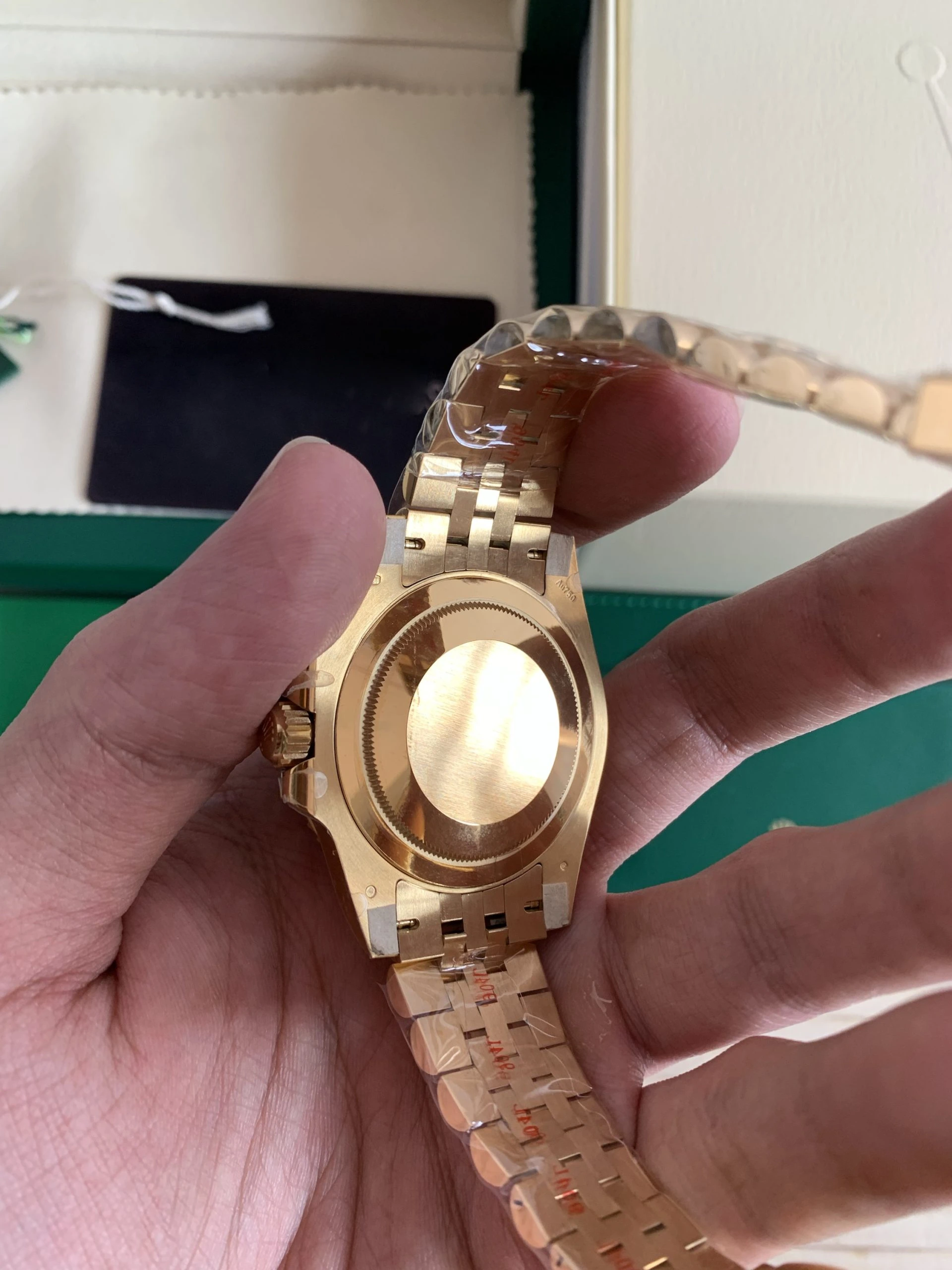 Superclone Rolex GMT-Master II 40 mm Black Dial 126718GRNR $899.00