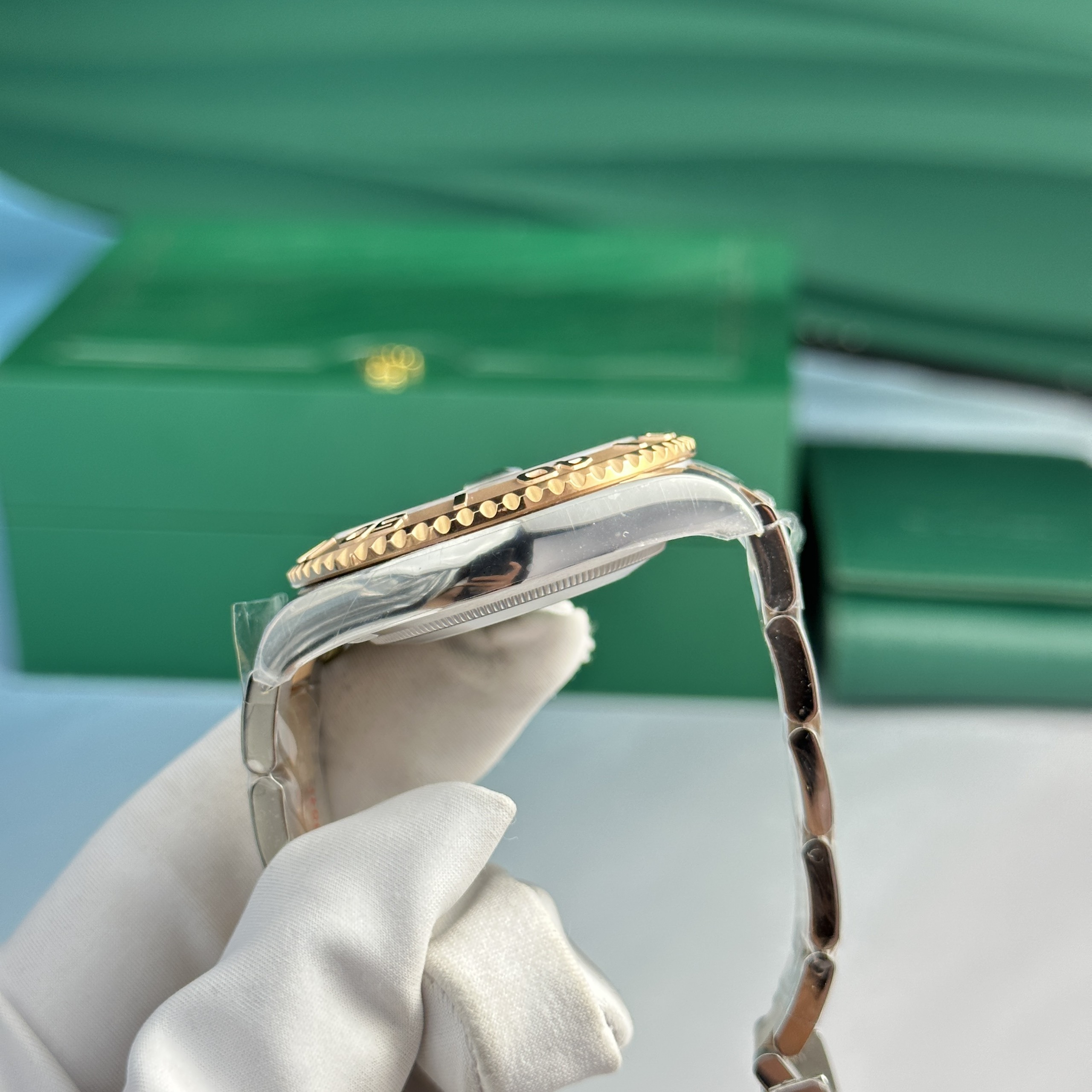 Rolex Yacht-Master 40mm Chocolate Dial 126621 $349.00